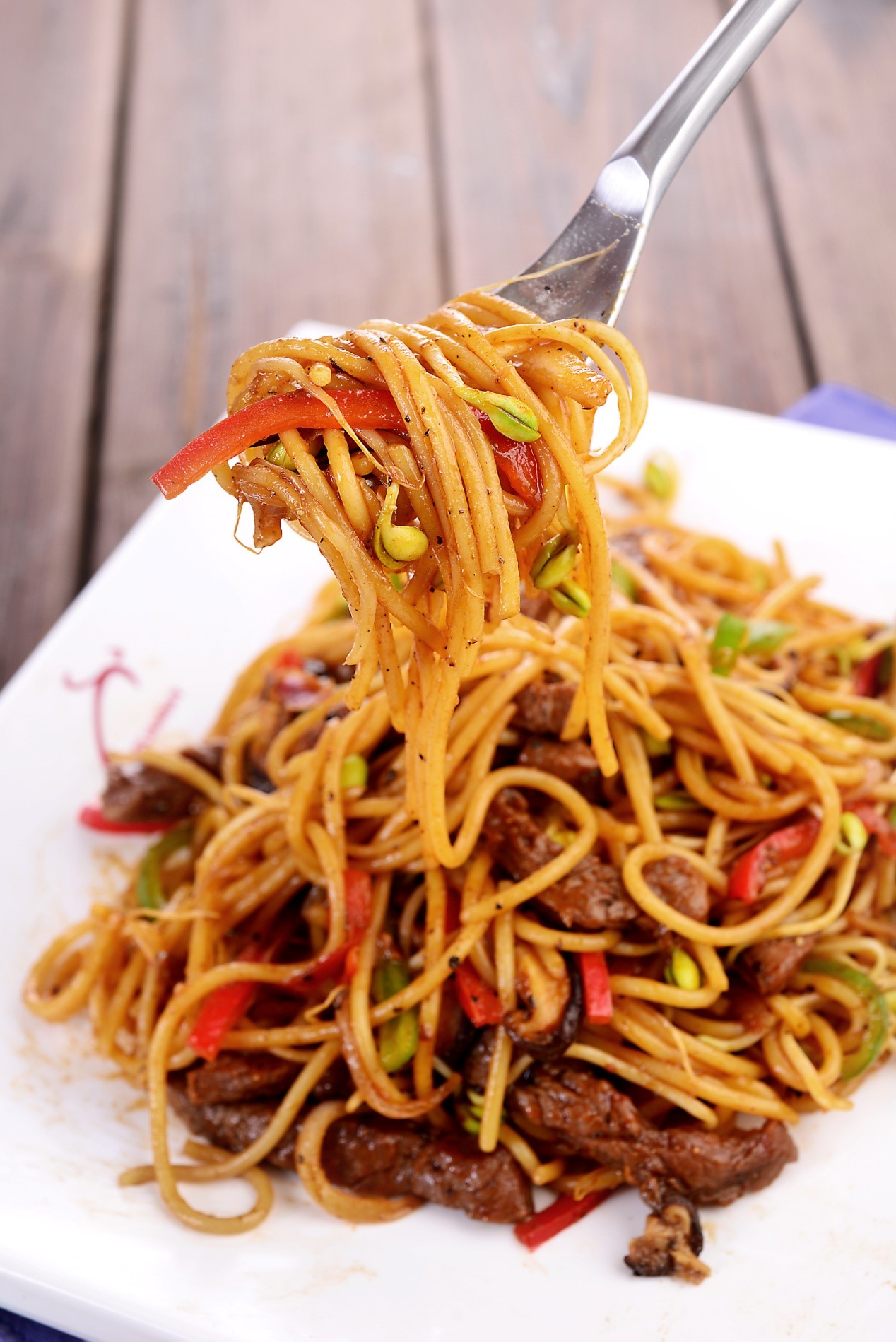 长安大学城gogo街区克拉拉牛排,西安新城区万和城克拉拉牛排