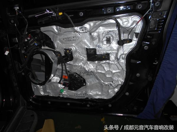 成都大切诺基改装包围,成都大切诺基音响改装