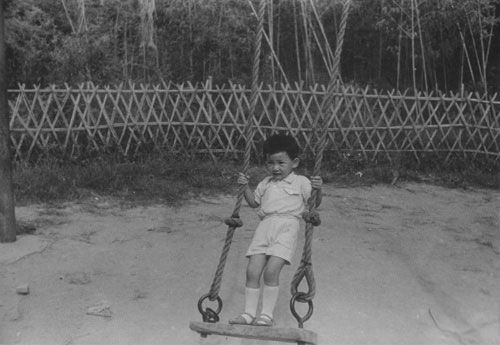 来看看你的秋季穿搭,7080后童年服装有哪些