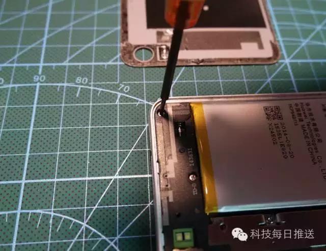 手机碎屏怎么说不会被坑,手机碎屏怎么办