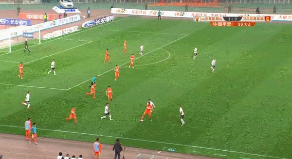 张琳芃重炮打门柱赵明剑超远距离奔袭本轮差点成为经典的瞬间