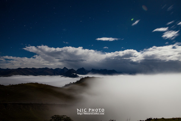 达瓦更扎与牛背山,达瓦更扎和牛背山有啥区别