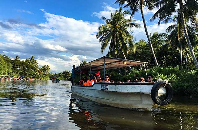 帅哥带你去日本旅游,仙本那个性旅拍婚纱照推荐