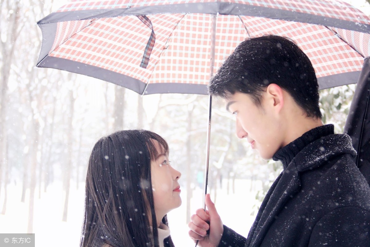 小说：她为了筹钱，被迫卖给他，忍受他的折磨和羞辱