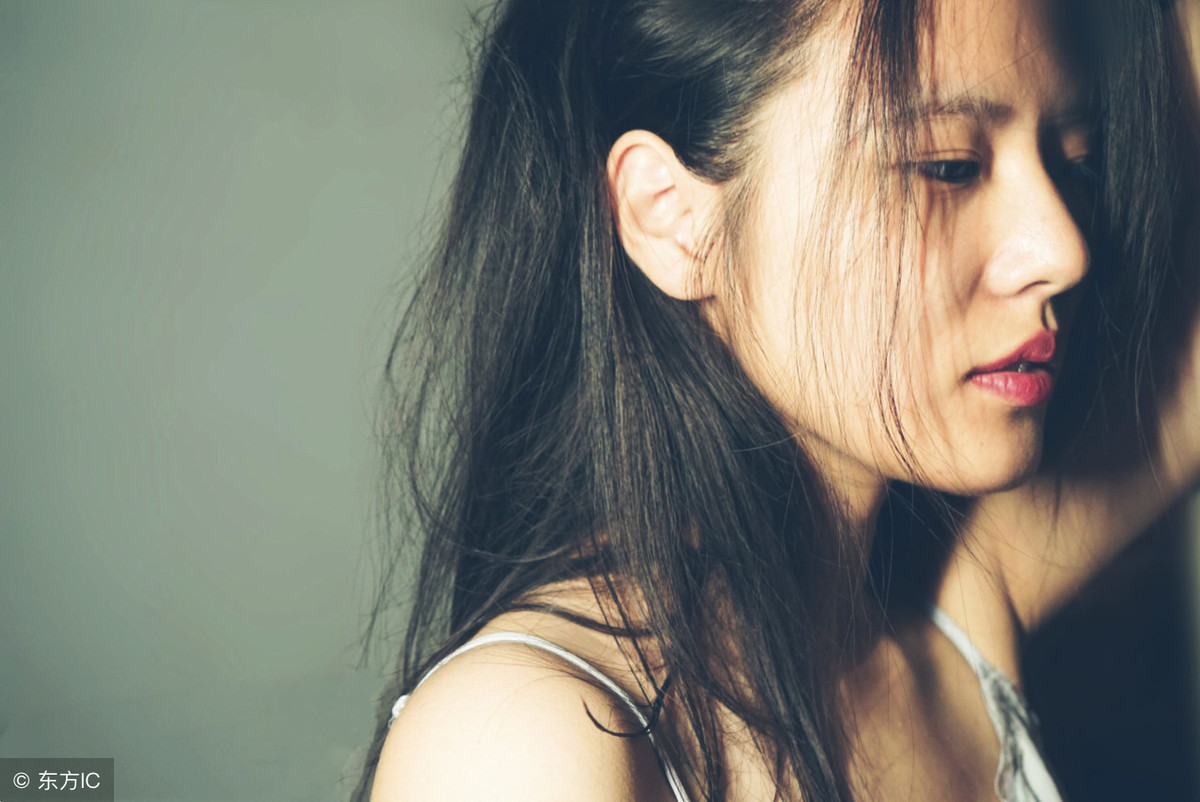 小说为了赌气她嫁给了乞丐,炮灰女配带空间嫁给全村最穷糙汉