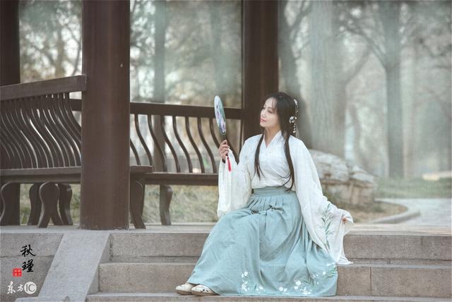 小说：老光棍刚给寡妇下了聘礼，转头看上少女，竟回头要求退聘礼