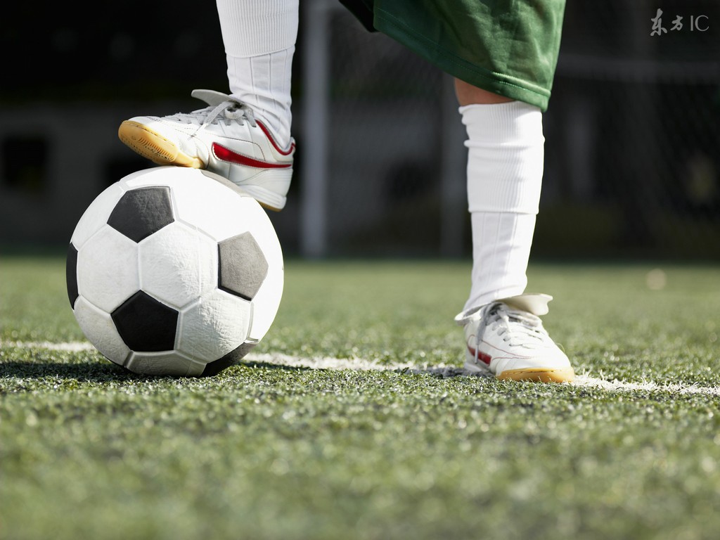 瓒崇悆灏忚宸呭嘲瀵瑰喅,灏忚涓栫晫瓒冲潧涔嬬帇