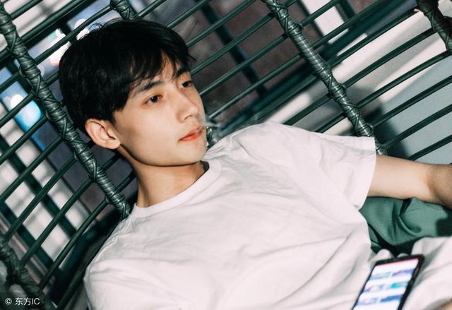 小说：她睡了渣男的亲叔叔，渣男誓不罢休，设下圈套要她主动献身