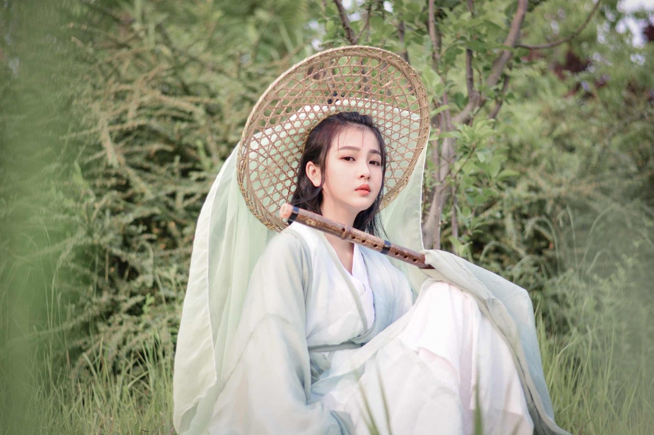 可怕的献祭，男子自杀后投身大海，居然召唤了无尽海蛇包围敌船