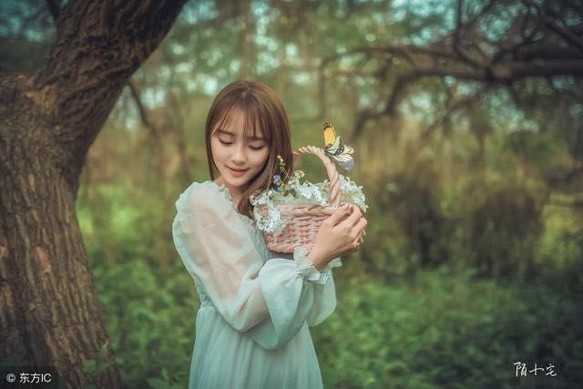 开局拆出20亿翡翠原石小说,低价原石切出天价翡翠