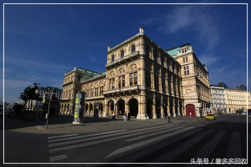 十大奢侈品购物天堂,巴黎香榭丽舍大道奢侈品店购物