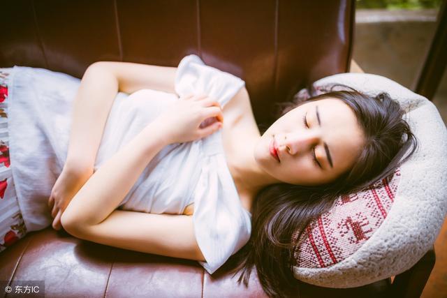 小说：富二代对她甜言蜜语，很动听，她却不心动，因前世被他伤过