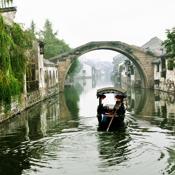 湖州的外地人都是哪里人,乡下人和城里人的对比作文