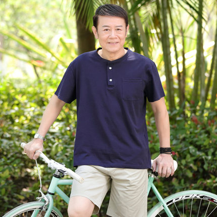 40岁的男人夏天穿什么颜色的t恤,夏季老男人穿什么颜色t恤好