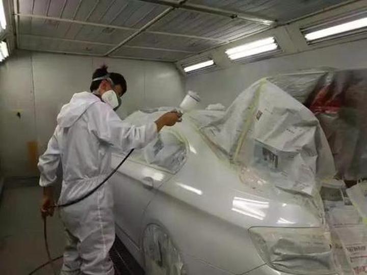 奥迪a5车漆修复自喷漆,奥迪a5一个漆面多少钱