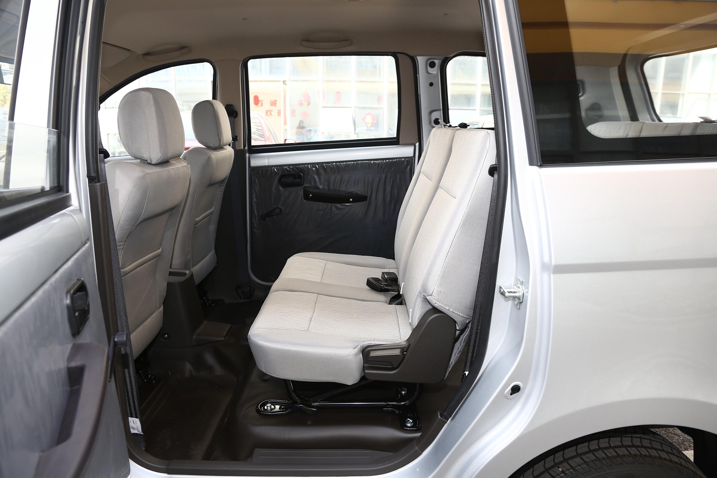 这辆五菱宏光2020款1.2LS基本型国VILSI，你会考虑吗？