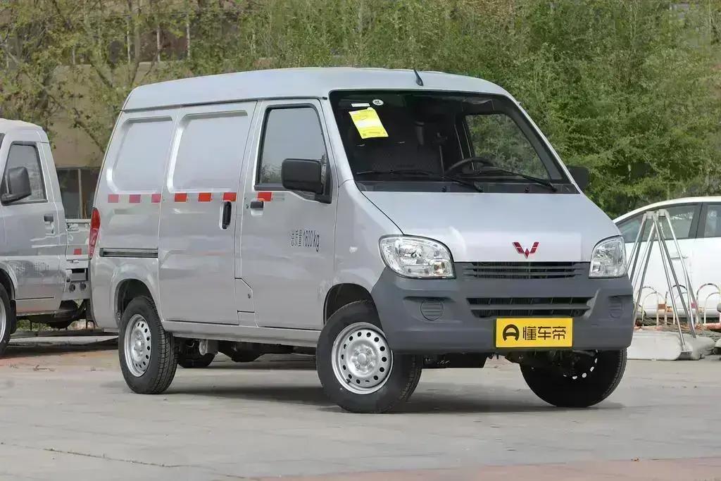 五菱之光的车怎么开,五菱之光小货车怎么样