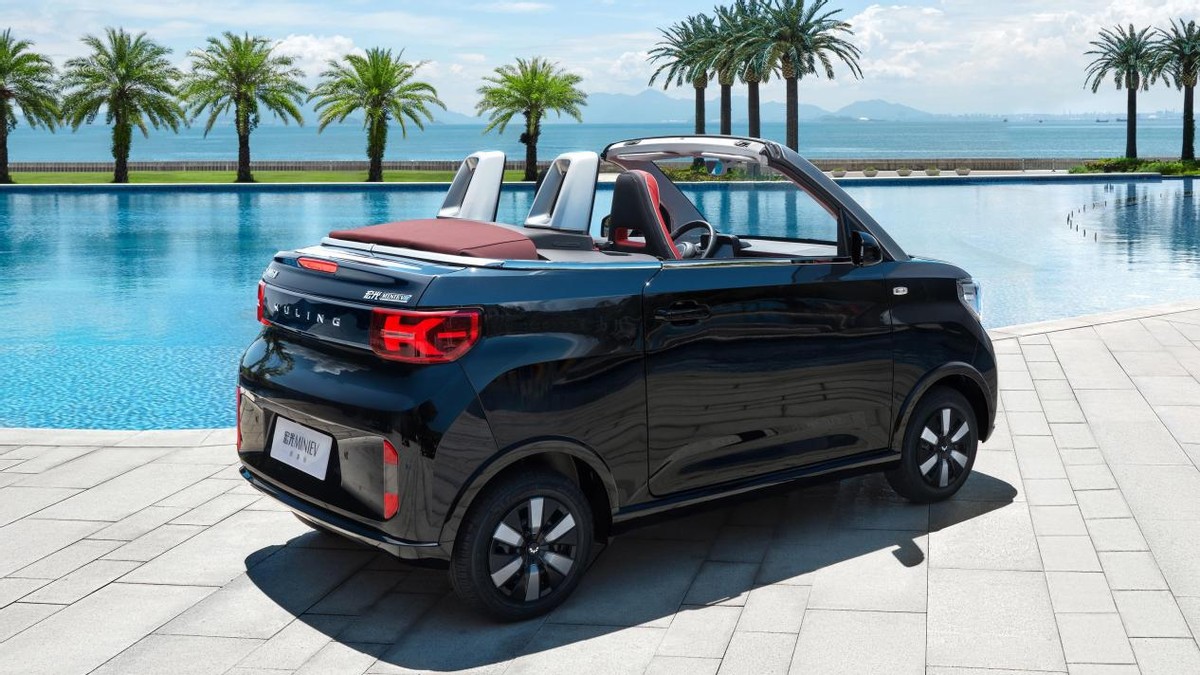 五菱宏光mini敞篷车多少钱,五菱宏光miniev敞篷车多少钱最新