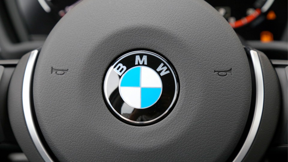 16款宝马x1四缸2.0t二手车多少钱,宝马x1四缸2.0t与锐界plus怎么选