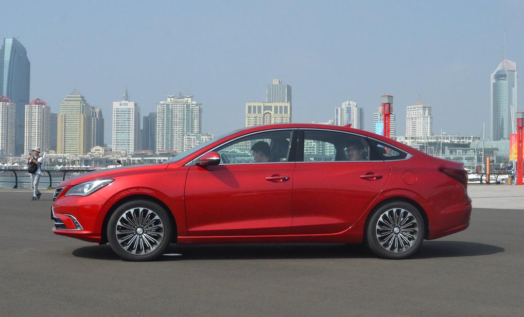 朗逸和逸动油耗对比,轩逸和逸动油耗