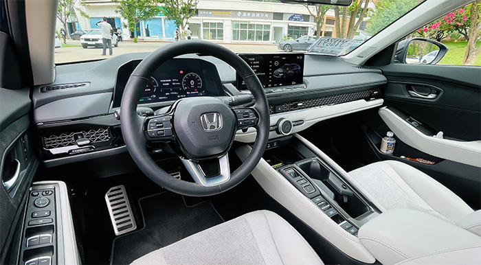 雅阁ephev插混版驾驶中可以充电吗,合资最好的新能源车