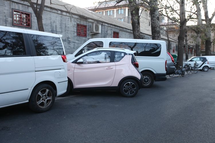 奇瑞电动车小蚂蚁400价格,试驾奇瑞电动汽车小蚂蚁