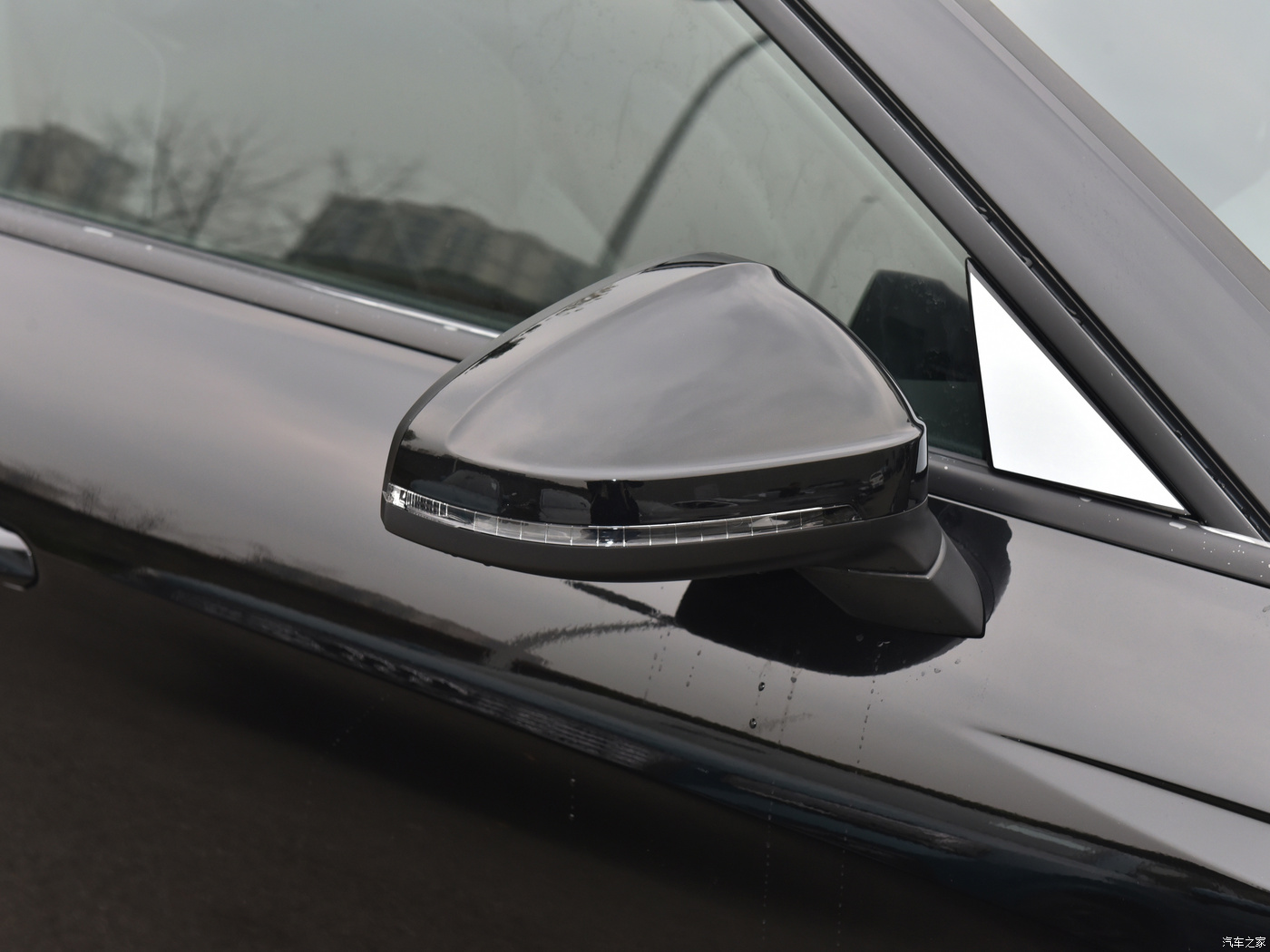 年轻人首选的豪华座驾一汽奥迪a4l,奥迪a4l豪华动感星夜版值得买吗