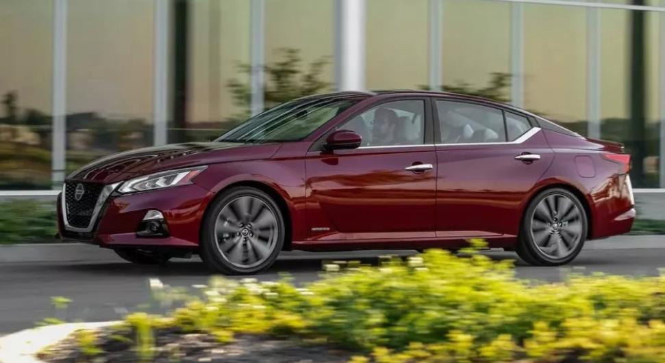 日产天籁2020款2.0t最高配,东风日产天籁最新款2.0t8at