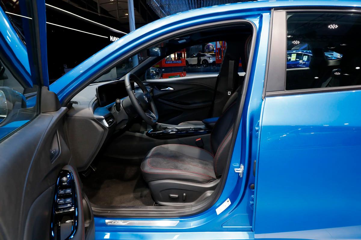 别克英朗和现在的威朗pro,新款别克威朗pro能买吗