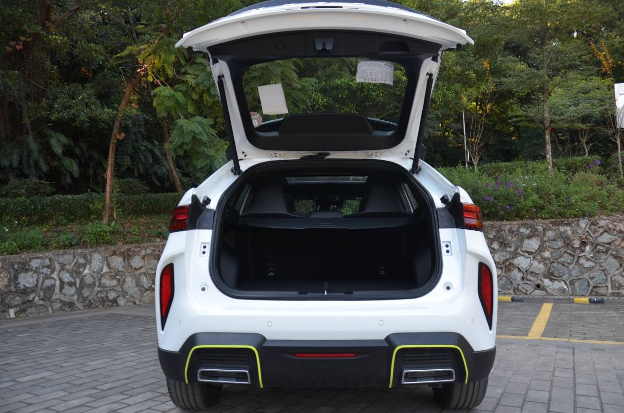 哈弗h6s试驾视频及价格,哈弗h6s试驾感受