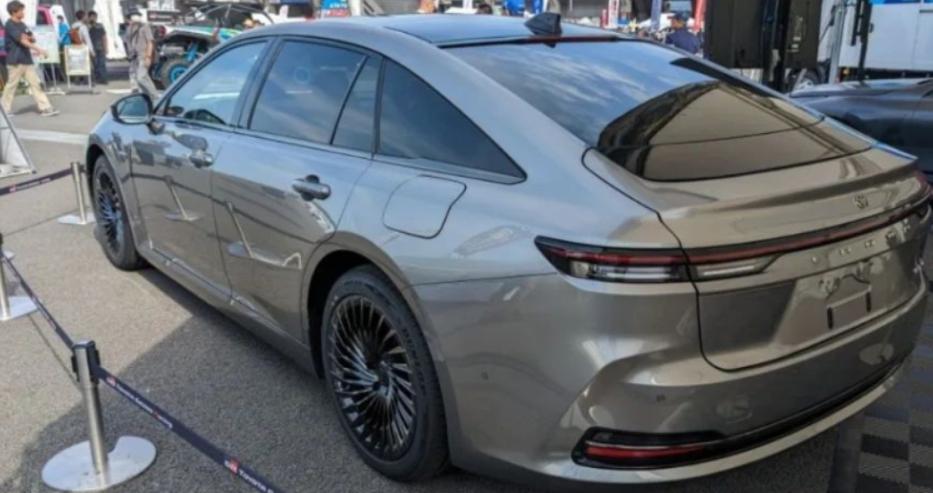 新一代丰田皇冠车型,解析全新一代丰田皇冠