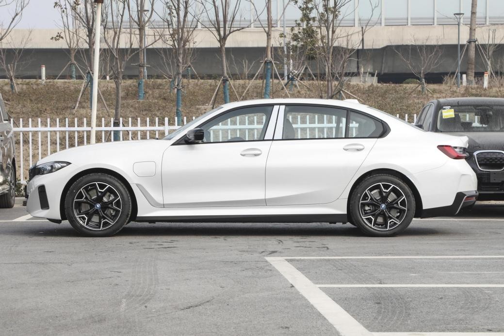 为什么内行人建议买宝马i3,放弃了买宝马