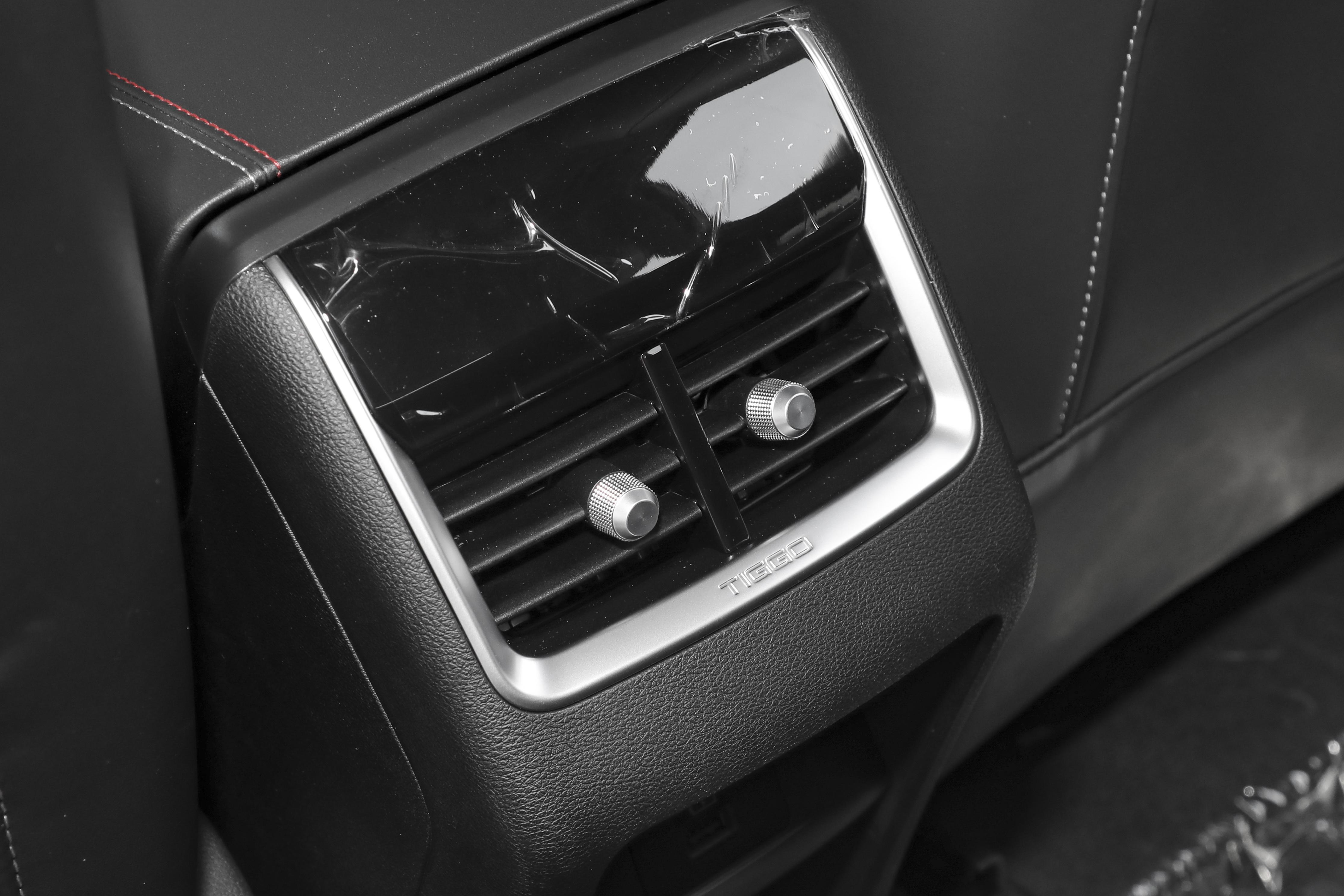 新款奇瑞瑞虎7上市售7.49万元起,瑞虎7plus和长安cs55plus油耗