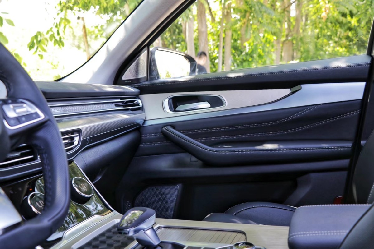 鍑哄幓鏃呮父澶у簥鎴胯繕鏄弻搴婃埧,1.5澶у簥鎴夸綋楠屾劅