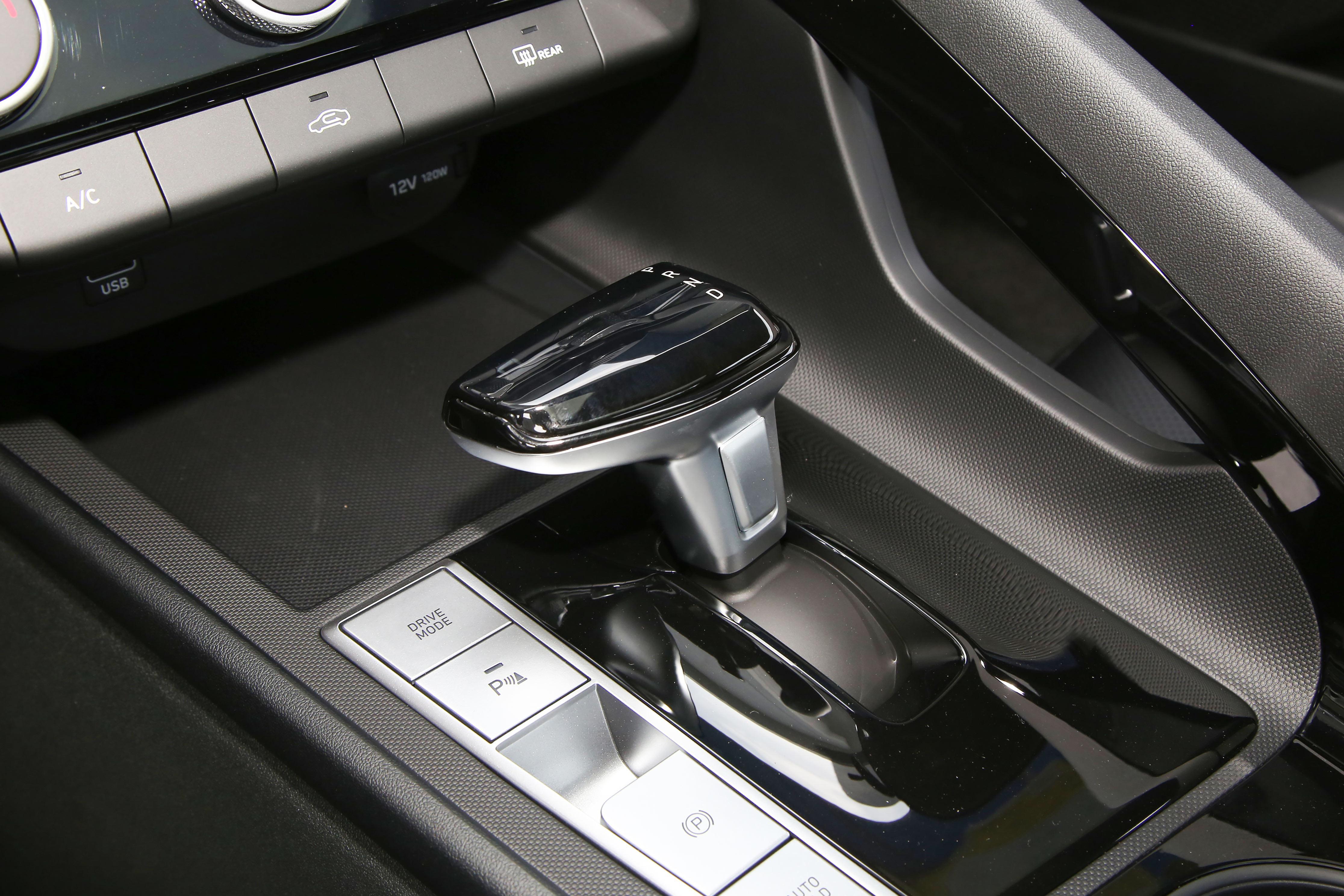 新款现代伊兰特性价比怎样,新款伊兰特性价比