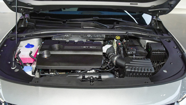 艾瑞泽8落地价1.6t油耗多少,奇瑞艾瑞泽8轿车配奇瑞1.6t