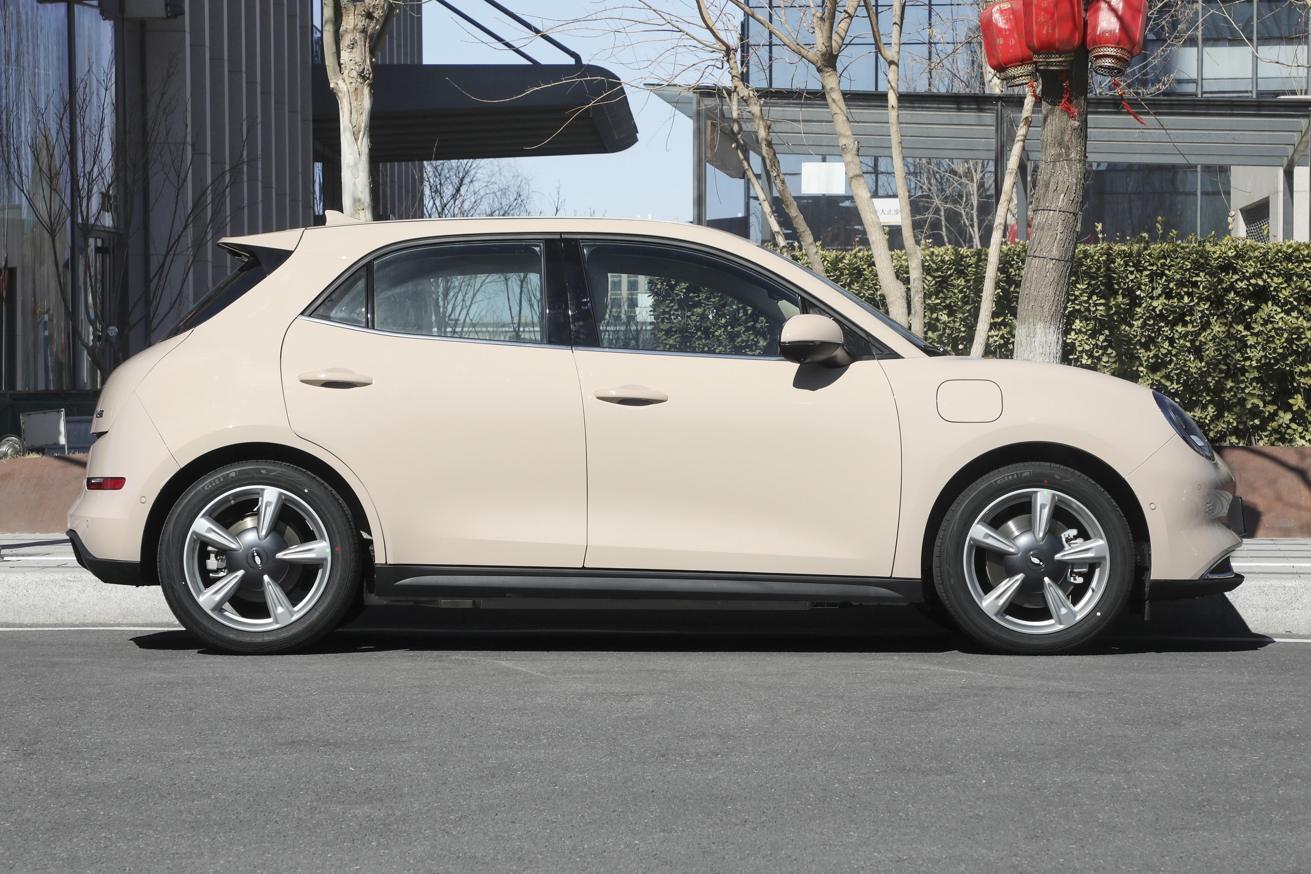 新款欧拉好猫售价12.99万,2022款欧拉好猫舒适型配置升级