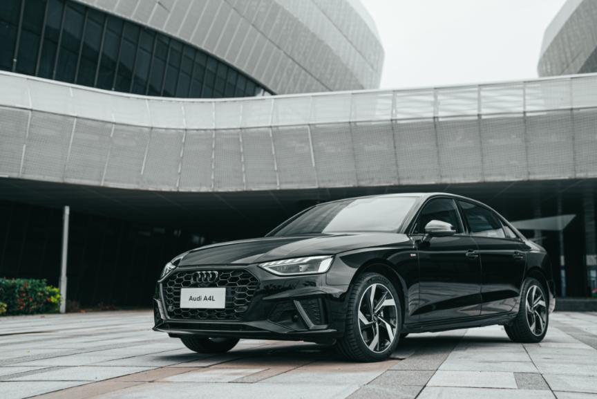 奥迪a4l2024豪华动感星夜版灯光,奥迪a4l豪华动感2024灯光