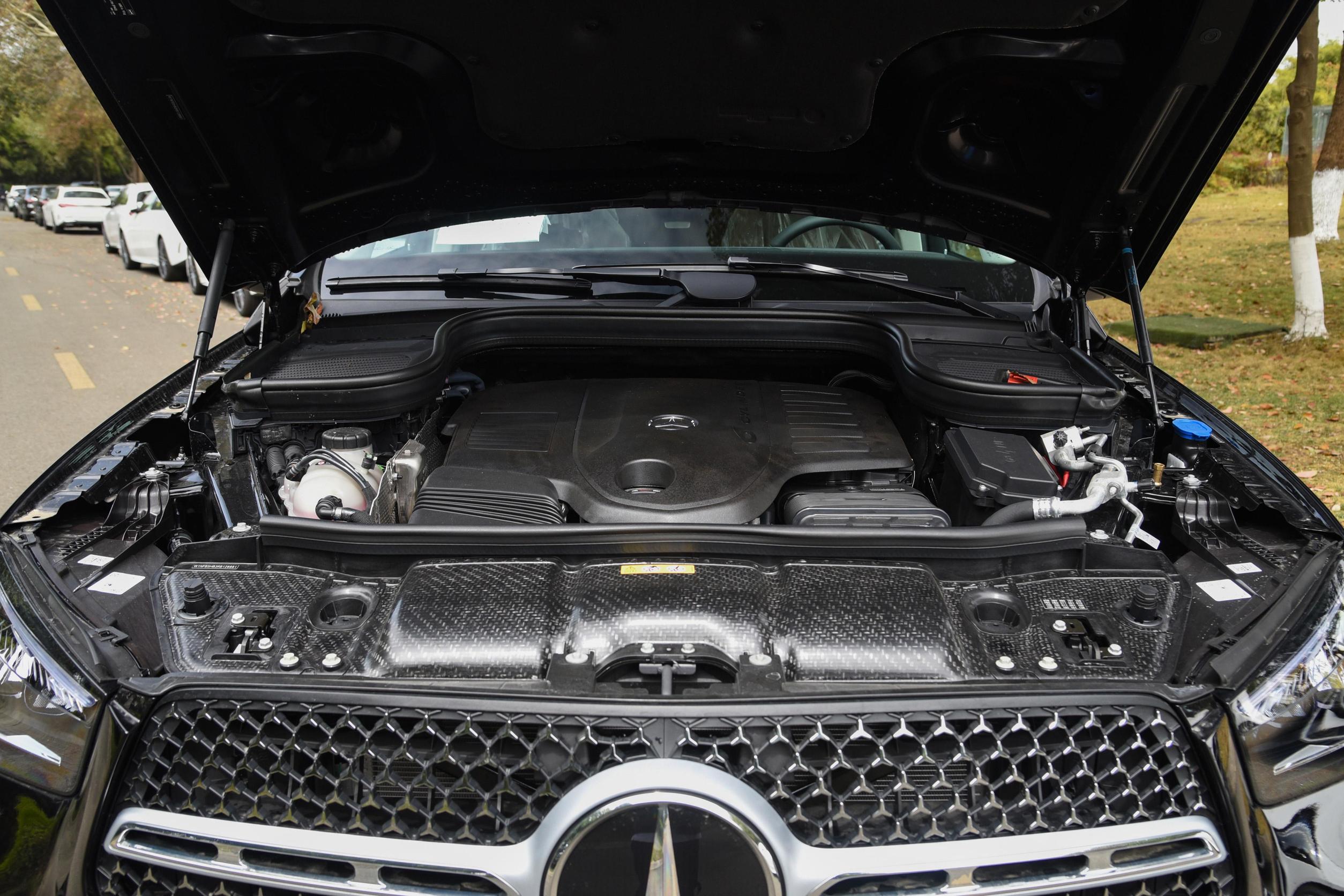 奔驰gle高级感,奔驰gle豪华版什么档次