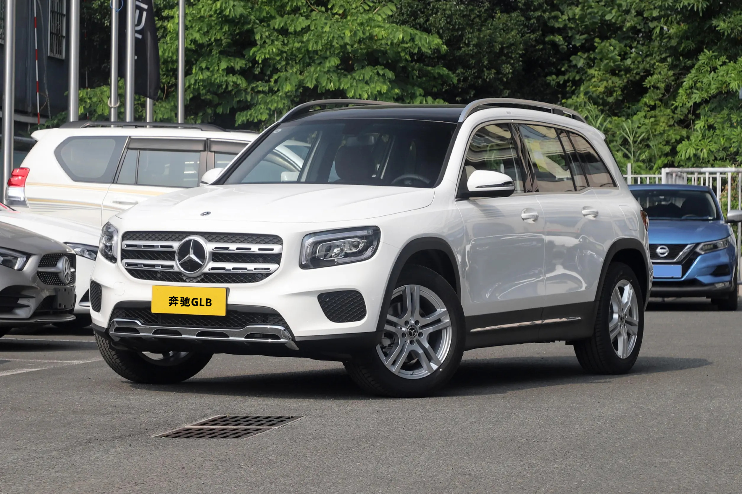 奔驰glb200动力深度评测最新,奔驰glb200车型介绍