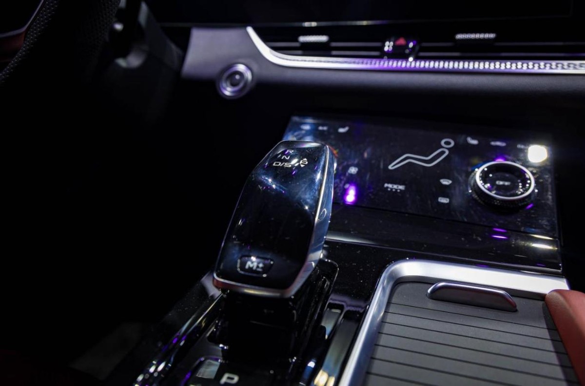 奔腾B70七十周年纪念款怎么样？1.5T四缸发动机，多种节油技术