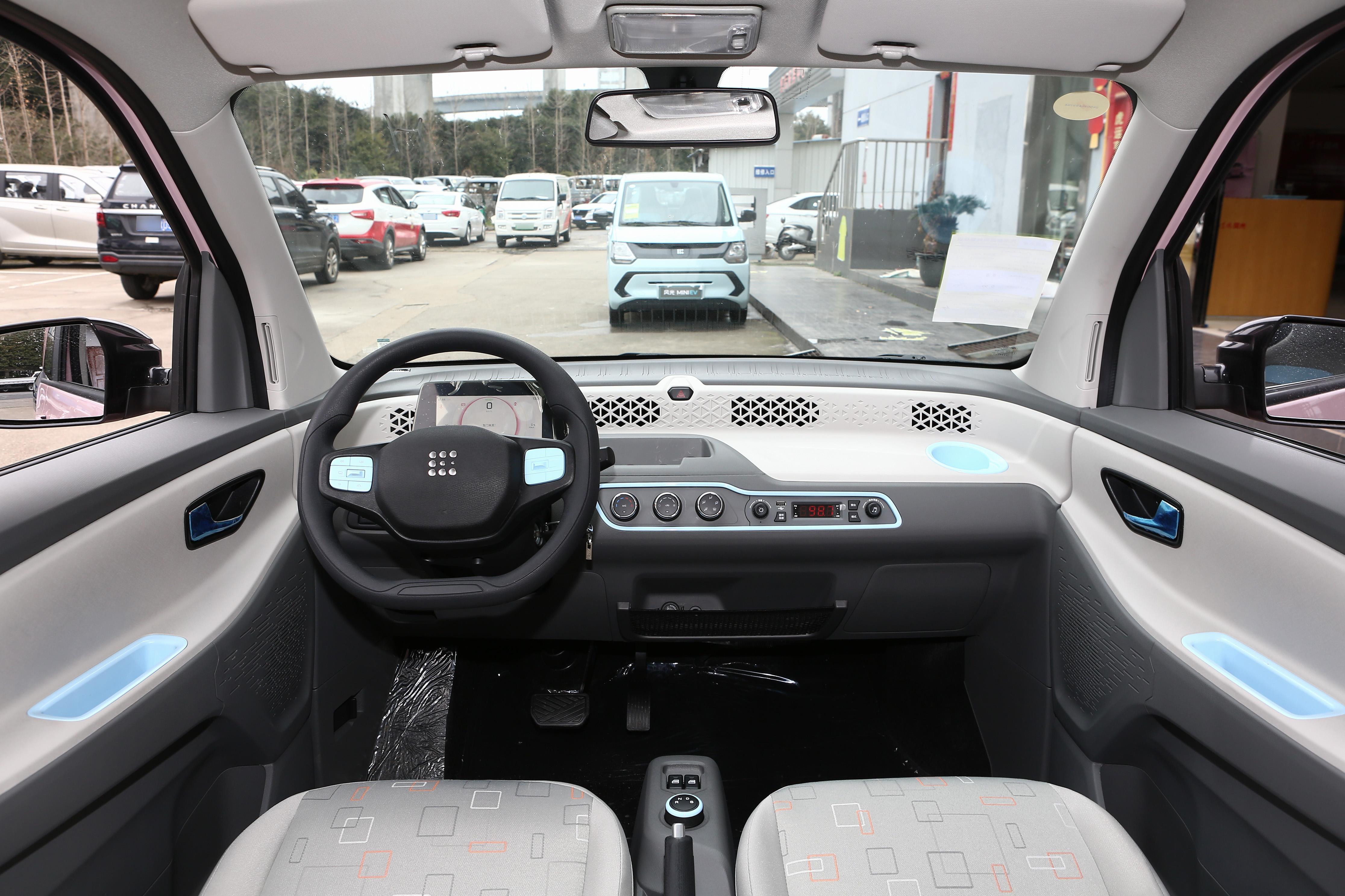 宏光miniev的优缺点,风光MINIEV糖果款或上市