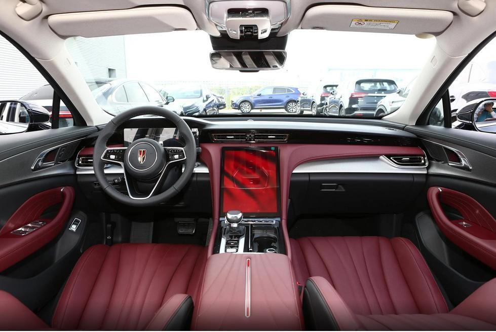 亚洲龙优惠6万元跟红旗h5怎么选择,亚洲龙与红旗h5哪个值得入手