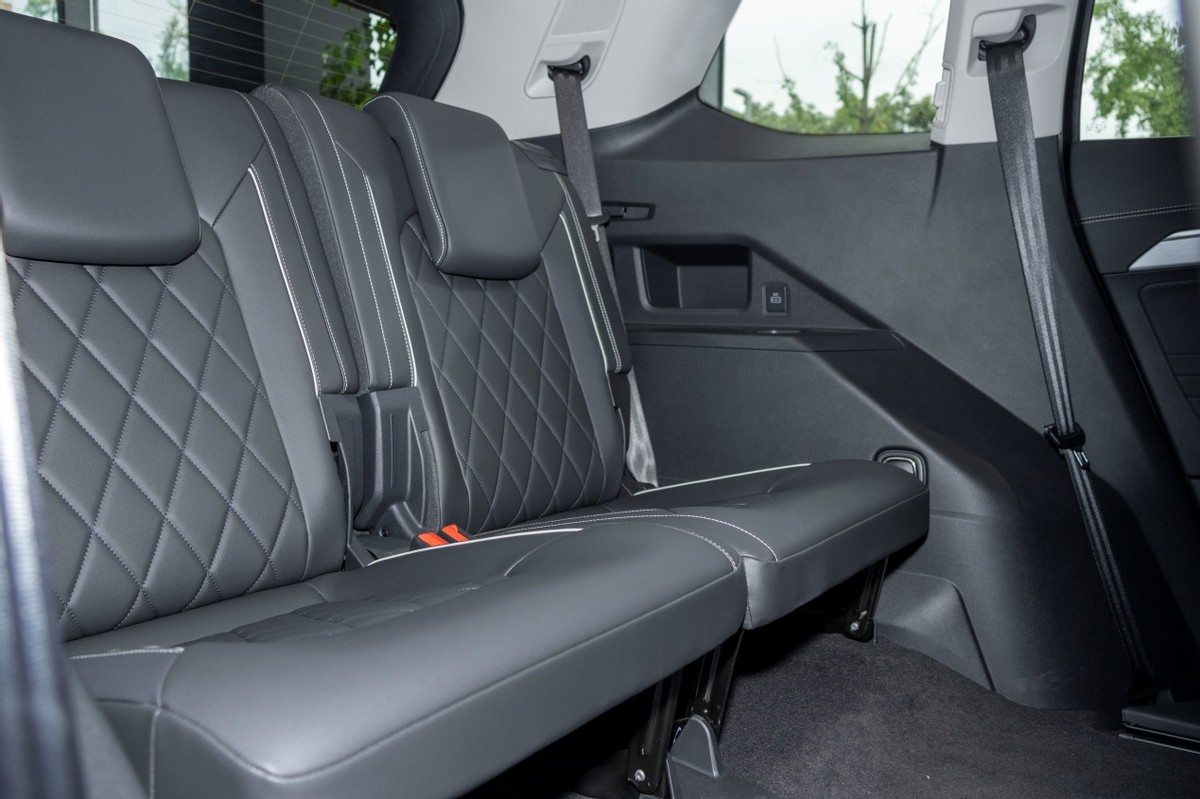 揽境380和途昂380价格一样吗,揽境pk途昂谁让7座suv成为真命题