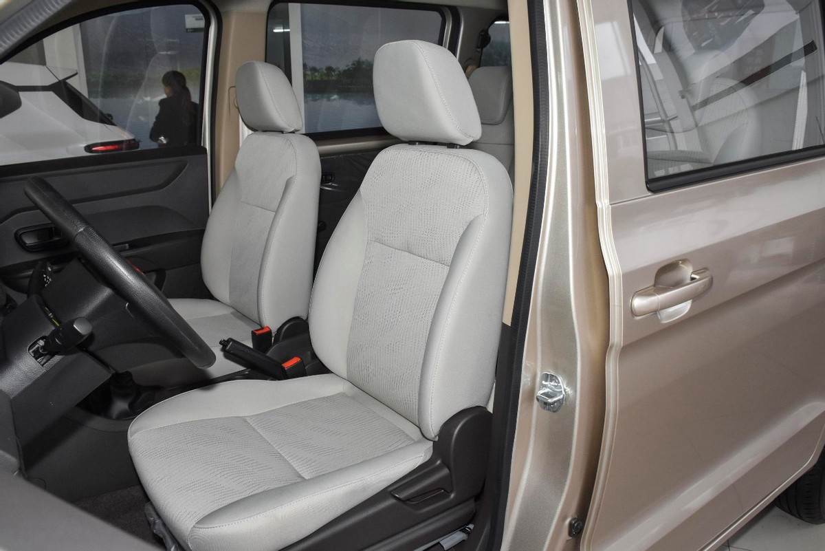 五菱宏光V1.2排量油耗是多少,五菱宏光v1.5l实际油耗是多少