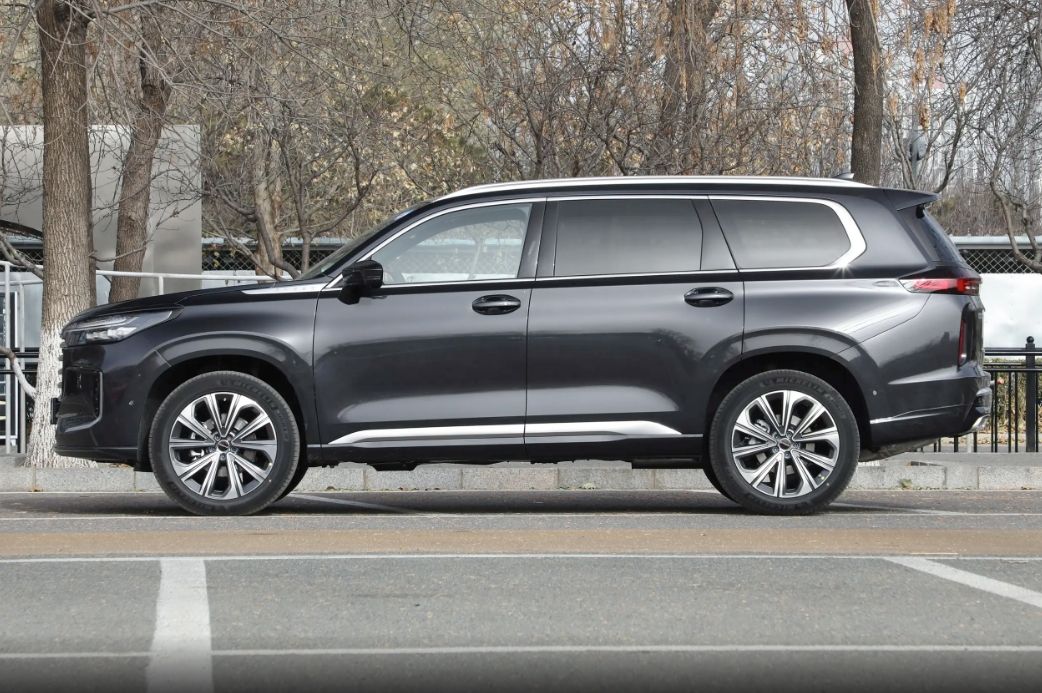 国产全尺寸超大型suv星途揽月,国产7座suv星途揽月