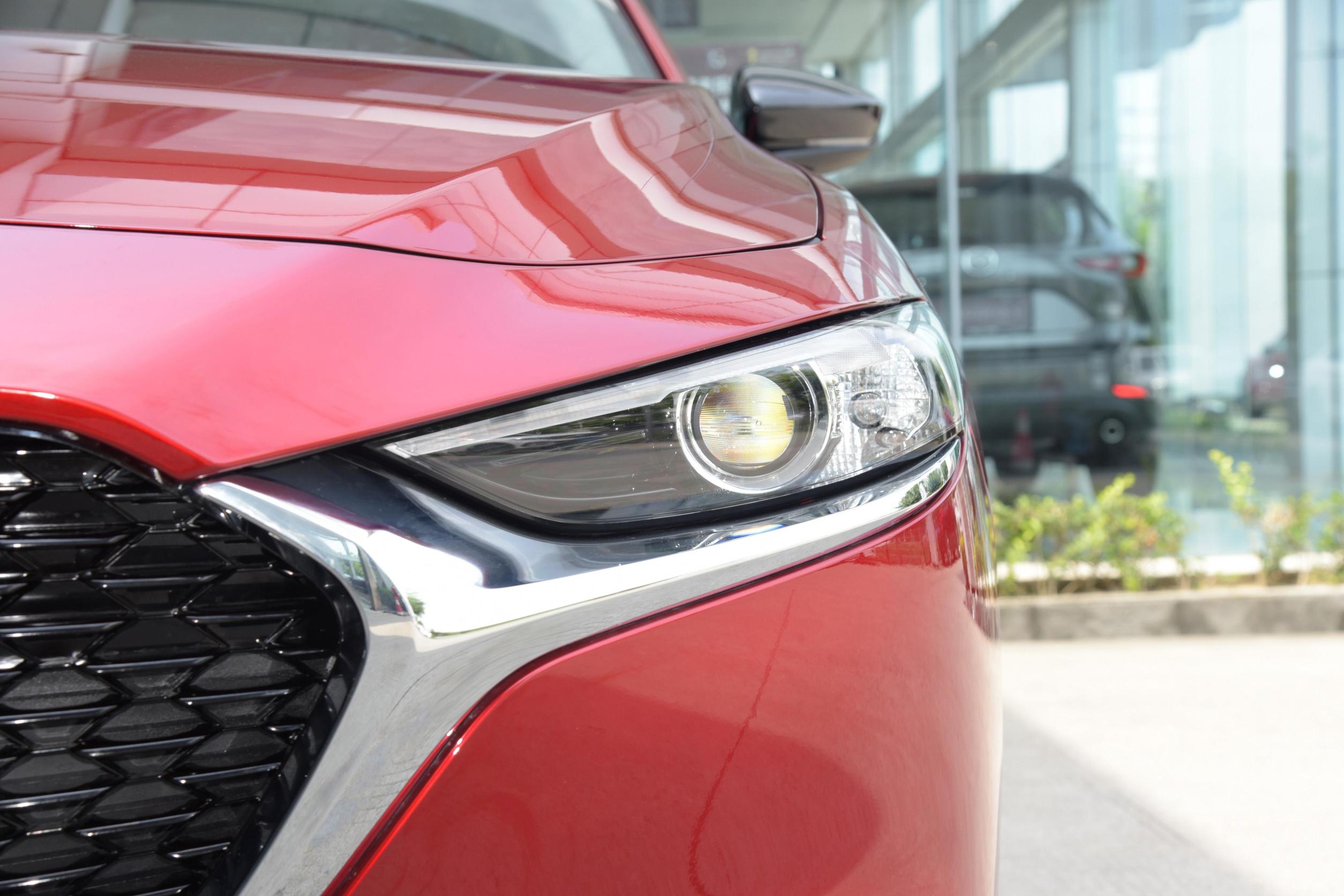 马自达3昂克赛拉2.0有6挡,马自达3昂克赛拉2.0加什么汽油好