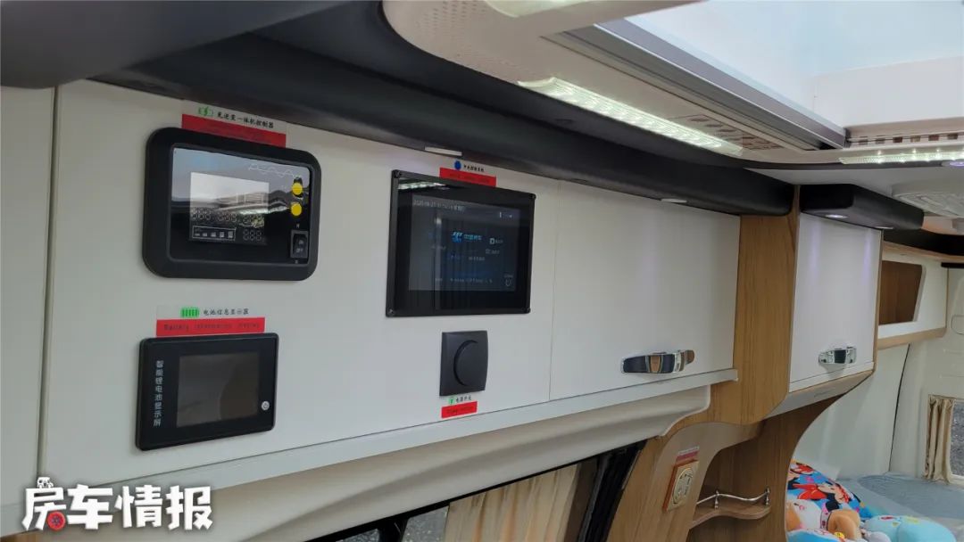 2022款江铃福特新世代全顺b型房车,福特全顺2023款瑞弗r500b型房车