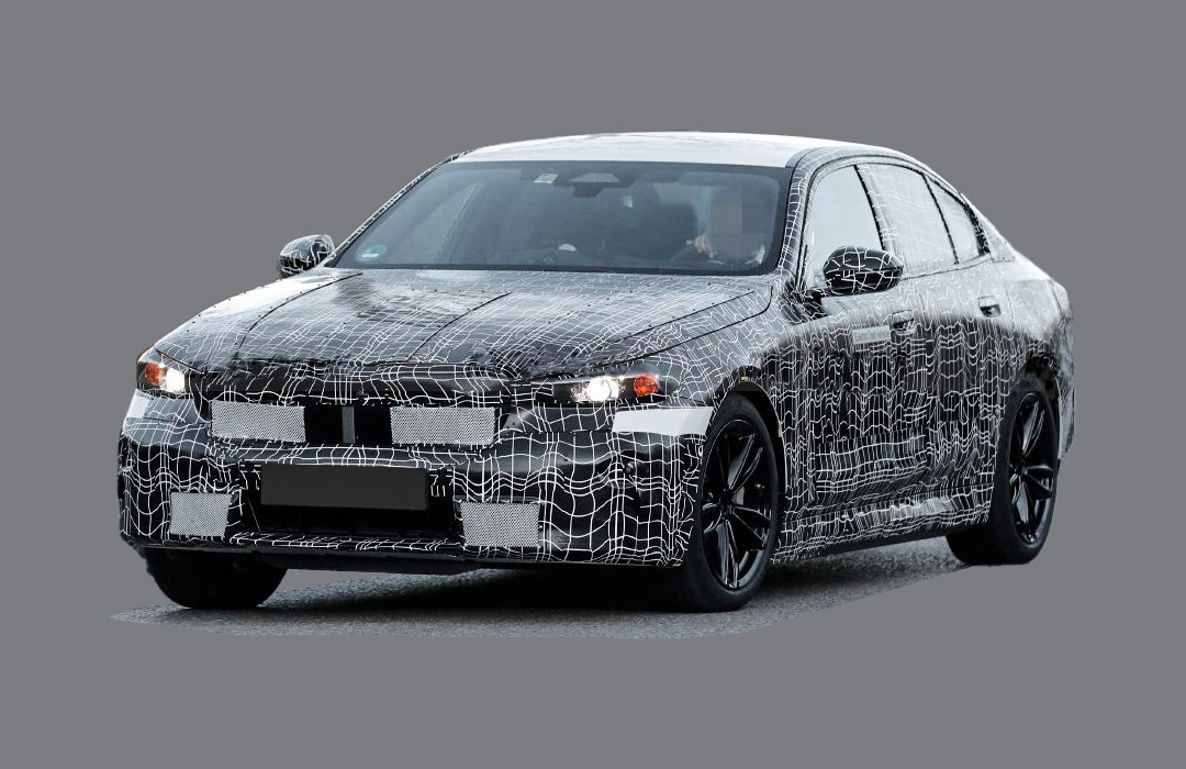 新款5系外观夜间效果,新款发现5隐藏车把手