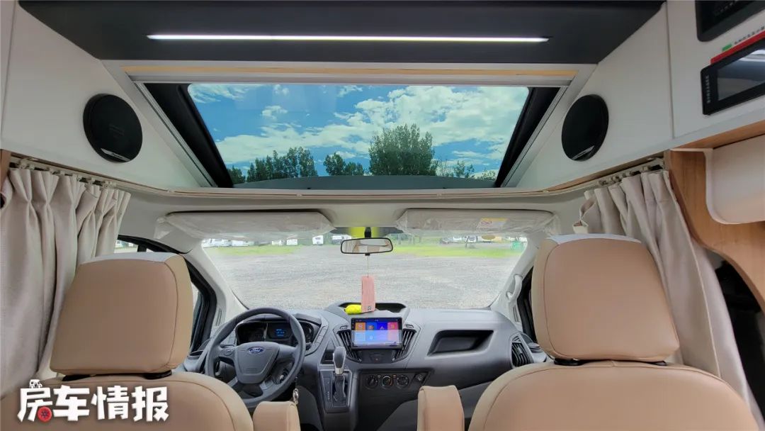 2022款江铃福特新世代全顺b型房车,福特全顺2023款瑞弗r500b型房车